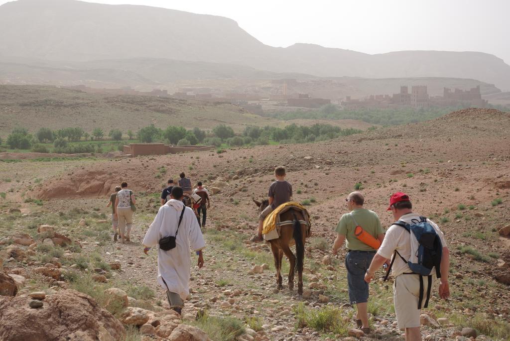 Maison D'Hotes Nouflla Bed and Breakfast Ait Benhaddou Esterno foto