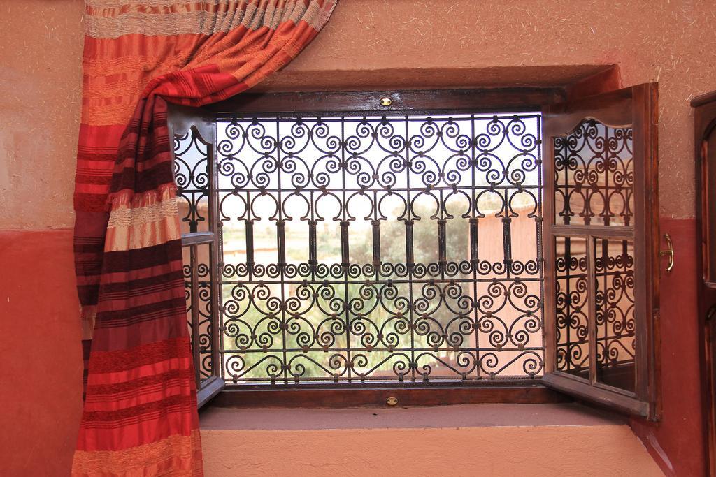 Maison D'Hotes Nouflla Bed and Breakfast Ait Benhaddou Esterno foto