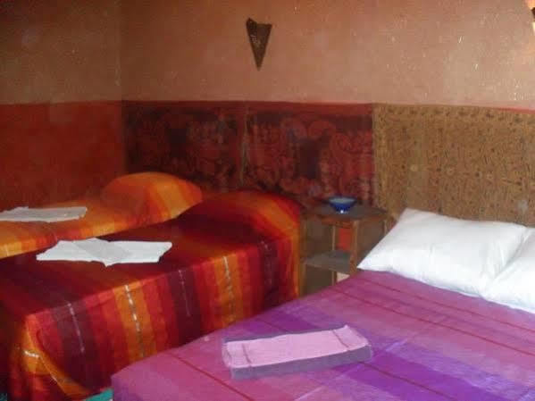 Maison D'Hotes Nouflla Bed and Breakfast Ait Benhaddou Esterno foto